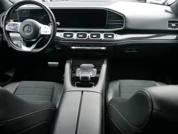 MERCEDES-BENZ GLE 300 d 4Matic  Panorama Alcantara AHK