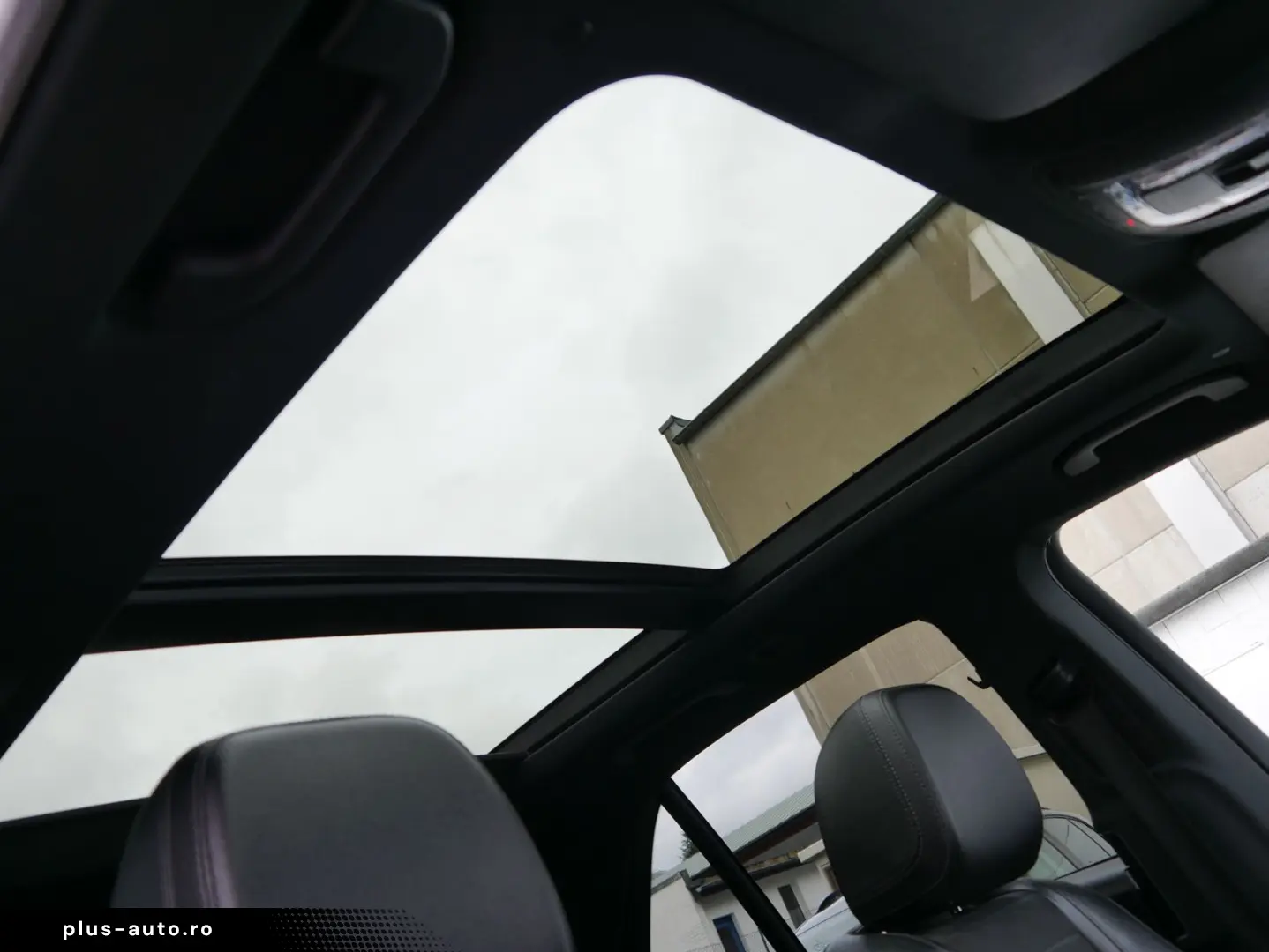 MERCEDES-BENZ GLE 300 d 4Matic  Panorama Alcantara AHK