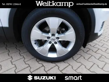 VOLVO XC 40 T3 2WD Momentum Pro Leder Panorama 1.Hand