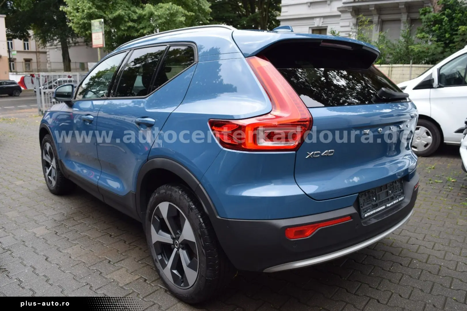 VOLVO XC40 B3Core 360 K Leder Blis ACC Voll-LED el Sit