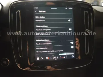 VOLVO XC40 B3Core 360 K Leder Blis ACC Voll-LED el Sit