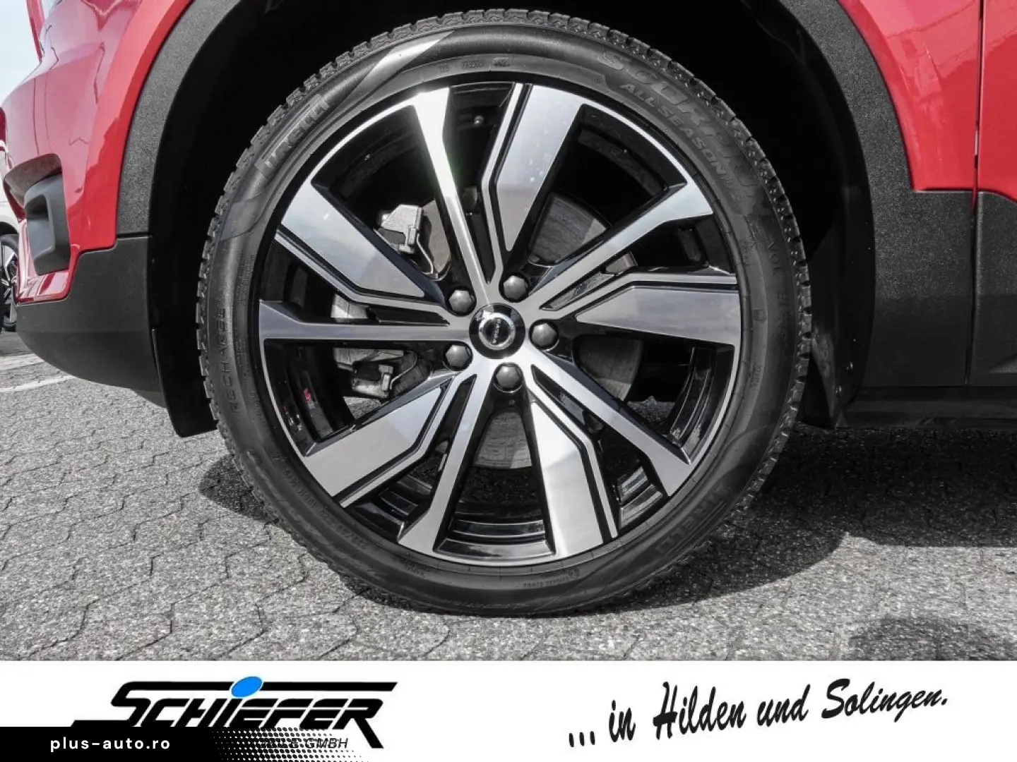 VOLVO XC40 P8 AWD Recharge RDesign