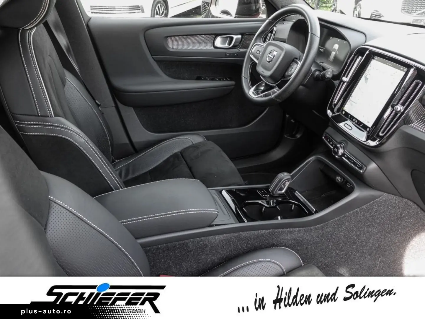 VOLVO XC40 P8 AWD Recharge RDesign