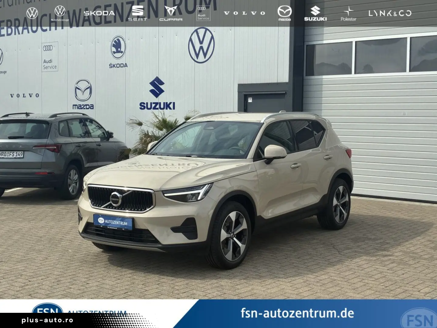 VOLVO XC40 B3 2WD Core Memory inkl. Winterräder
