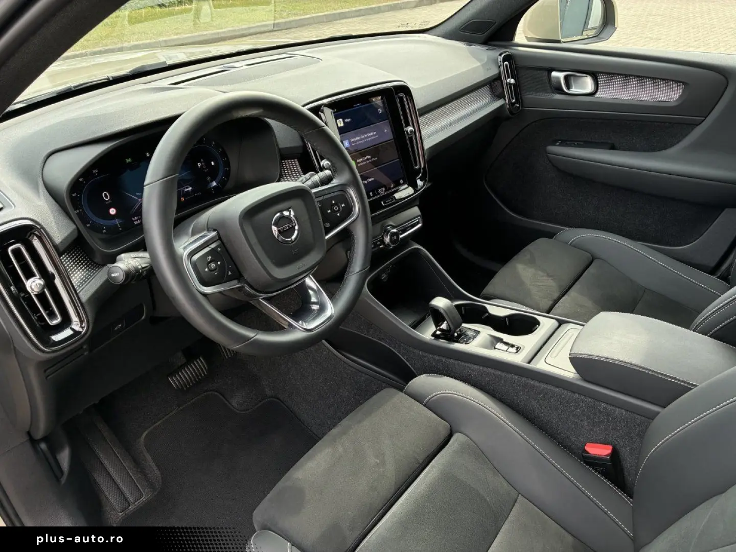 VOLVO XC40 B3 2WD Core Memory inkl. Winterräder