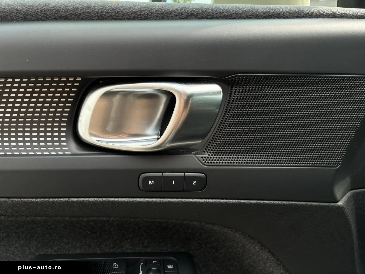 VOLVO XC40 B3 2WD Core Memory inkl. Winterräder