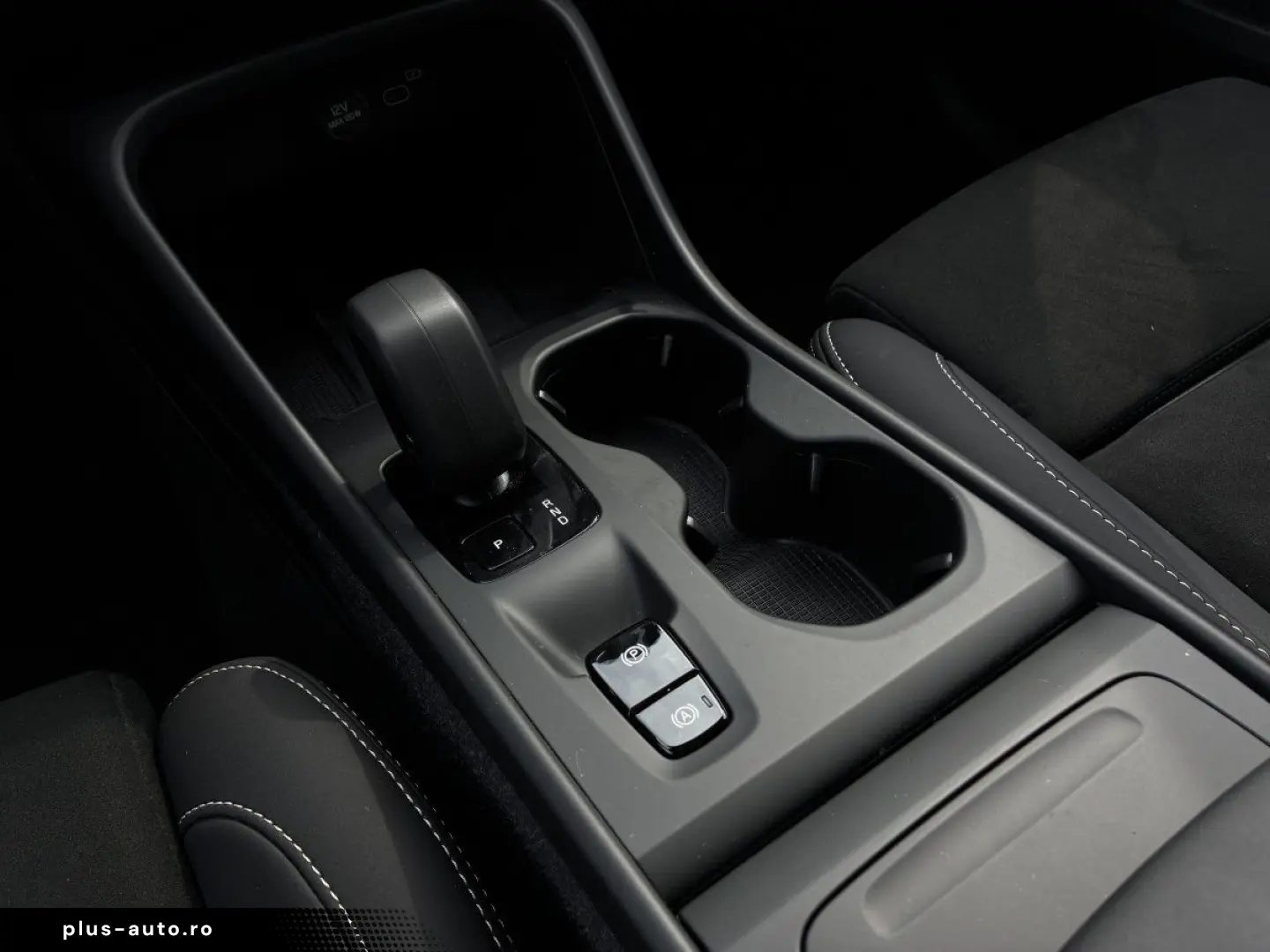 VOLVO XC40 B3 2WD Core Memory inkl. Winterräder