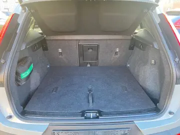 VOLVO XC40 B3 Plus Dark MHEV 360 Pano HarmanKardon Mem