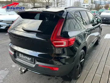 VOLVO XC40 B3 Ultra Black Edition Automatik  AHK