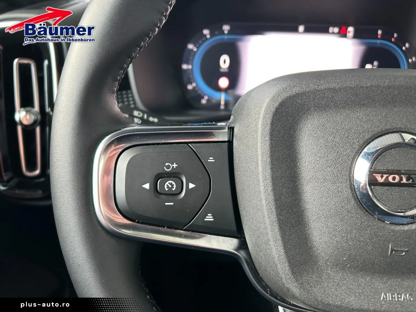 VOLVO XC40 B3 Ultra Black Edition Automatik  AHK