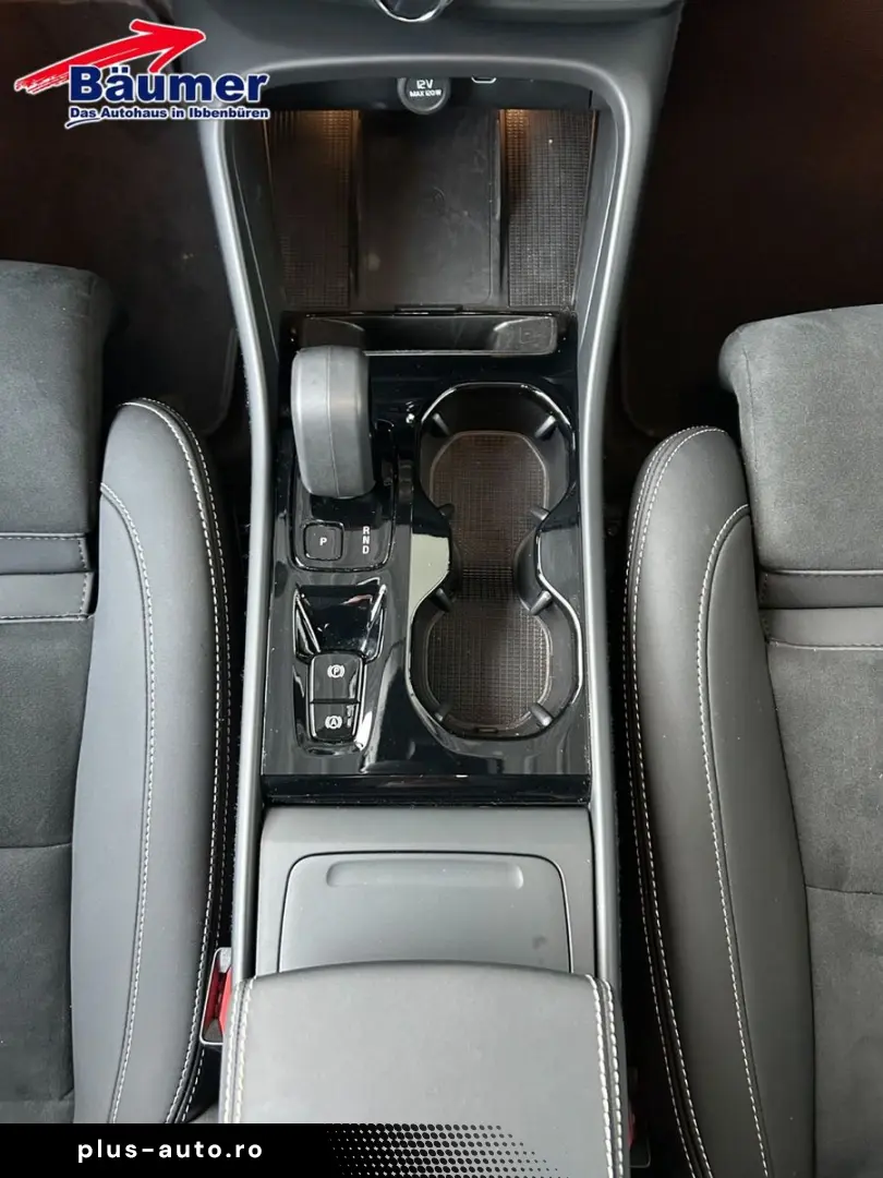 VOLVO XC40 B3 Ultra Black Edition Automatik  AHK