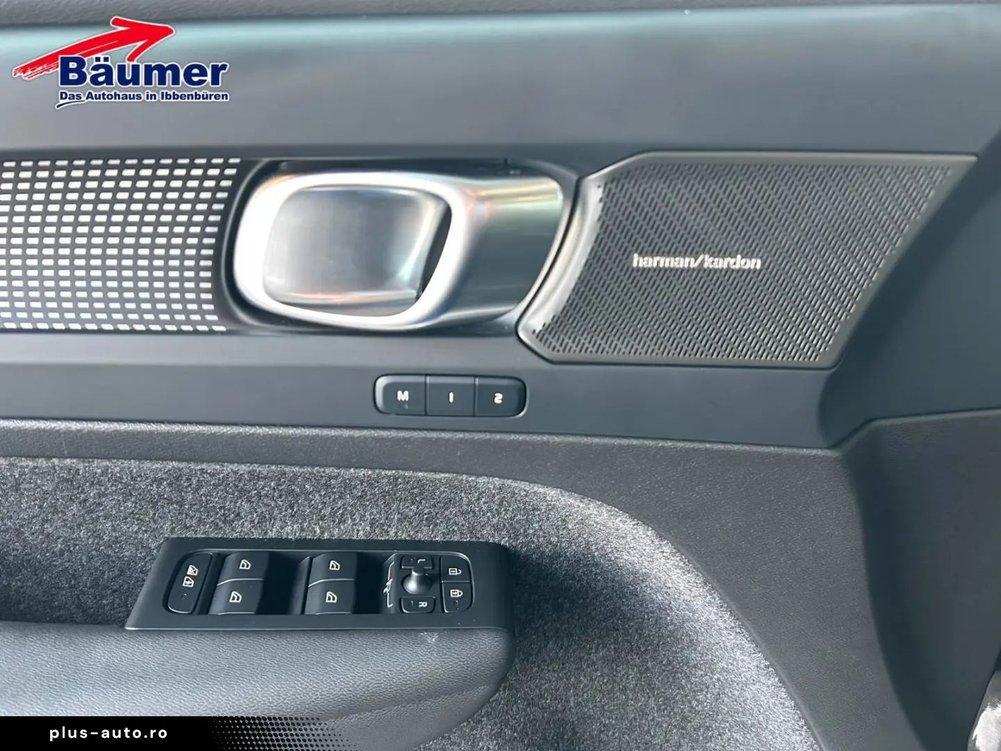 VOLVO XC40 B3 Ultra Black Edition Automatik  AHK