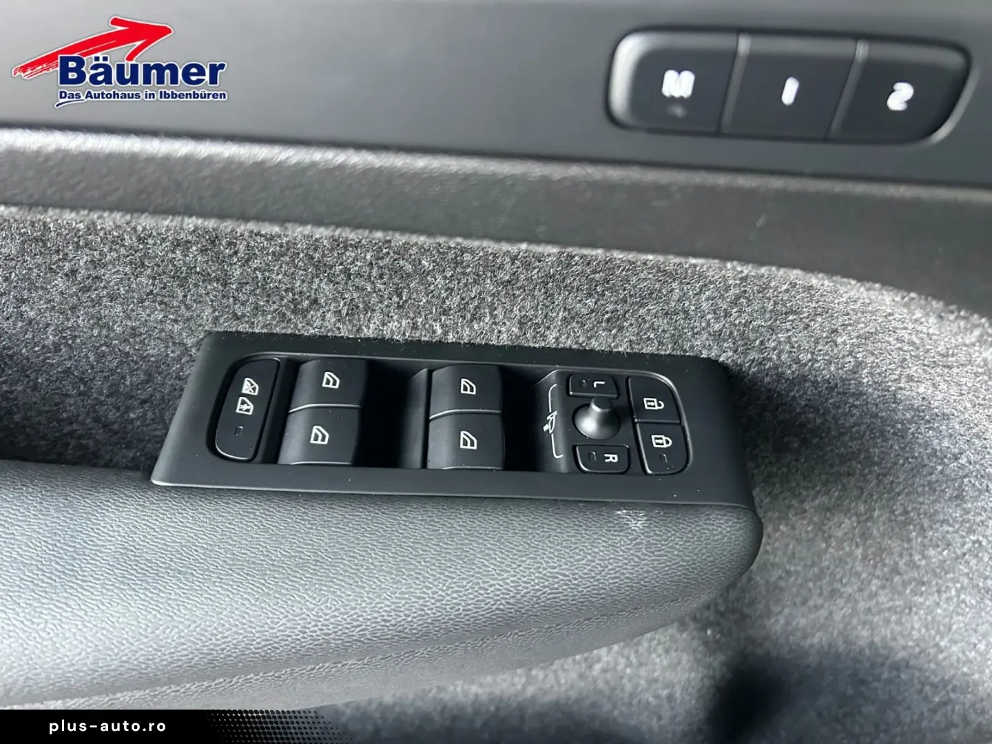 VOLVO XC40 B3 Ultra Black Edition Automatik  AHK