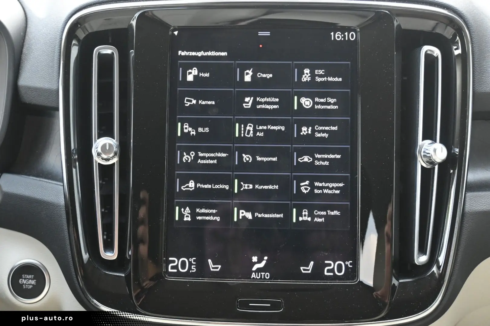 VOLVO XC40 T5 Recharge Plug-In Hybrid Plus Bright