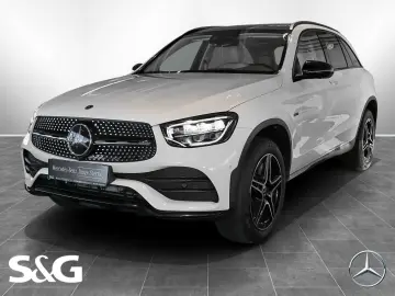 MERCEDES-BENZ GLC 300 e 4M AMG PANO DISTRO 360  CARP&hellip;