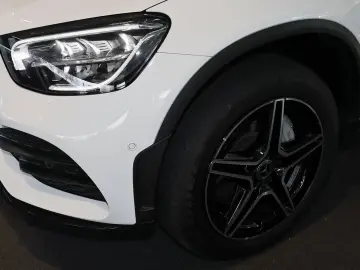 MERCEDES-BENZ GLC 300 e 4M AMG PANO DISTRO 360  CARP&hellip;