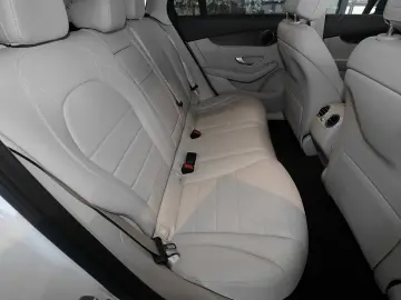 MERCEDES-BENZ GLC 300 e 4M AMG PANO DISTRO 360  CARP&hellip;