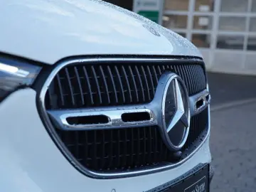 MERCEDES-BENZ GLC 220 d 4MATIC AVANTGARDE Distronic &hellip;