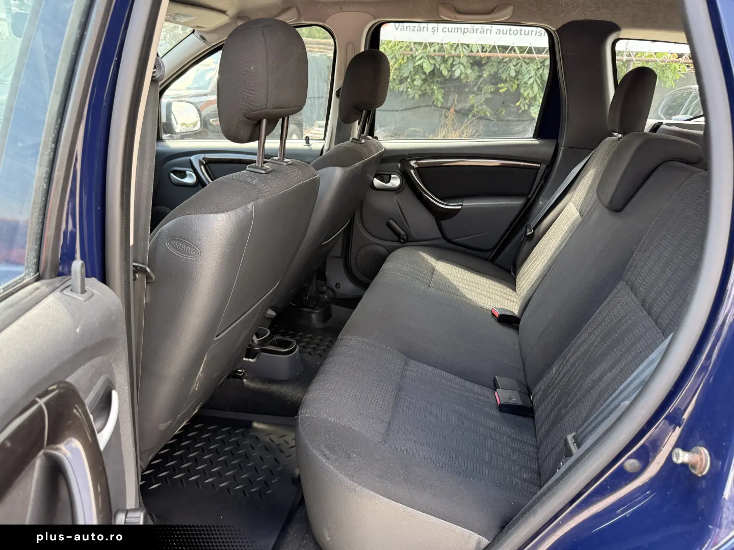 ocazie la alegere din 3 bucati pe stoc