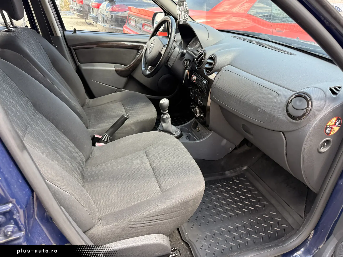 ocazie la alegere din 3 bucati pe stoc