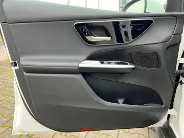 MERCEDES-BENZ GLC 200 4M Avantgarde Adv. AHL Kamera &hellip;