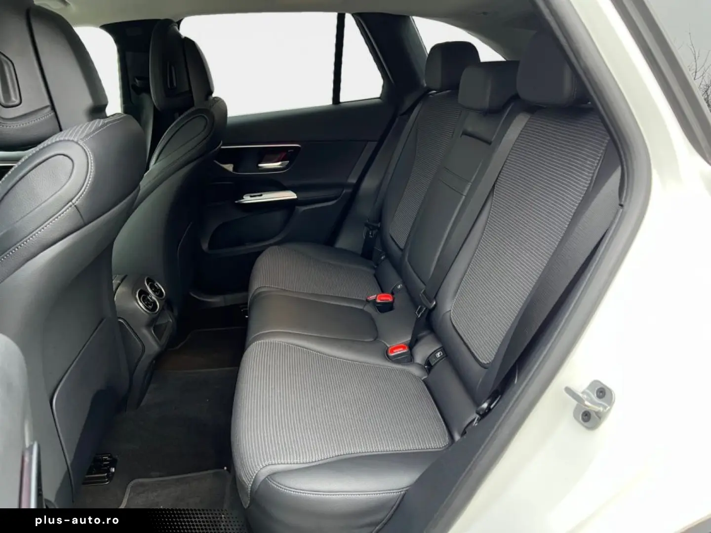 MERCEDES-BENZ GLC 200 4M Avantgarde Adv. AHL Kamera &hellip;