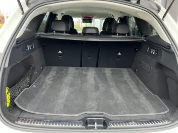 MERCEDES-BENZ GLC 200 4M Avantgarde Adv. AHL Kamera &hellip;