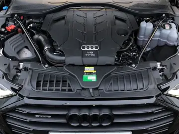 AUDI A8 60TFSI quattro tiptronic PANORAMA B&O