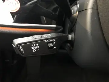 AUDI A8 60TFSI quattro tiptronic PANORAMA B&O