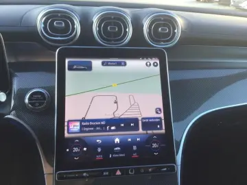 MERCEDES-BENZ GLC 200 4MATIC AMG  Fahrassistenz Paket Plus