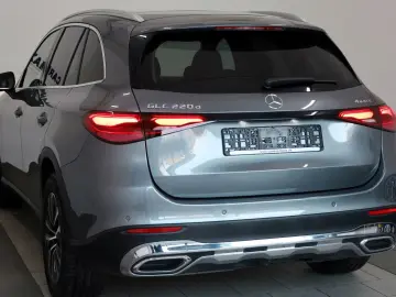 MERCEDES-BENZ GLC 220d 4M Leder Navi LED Kamera Park&hellip;