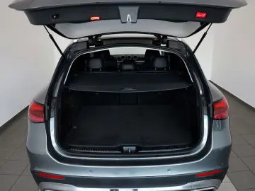 MERCEDES-BENZ GLC 220d 4M Leder Navi LED Kamera Park&hellip;