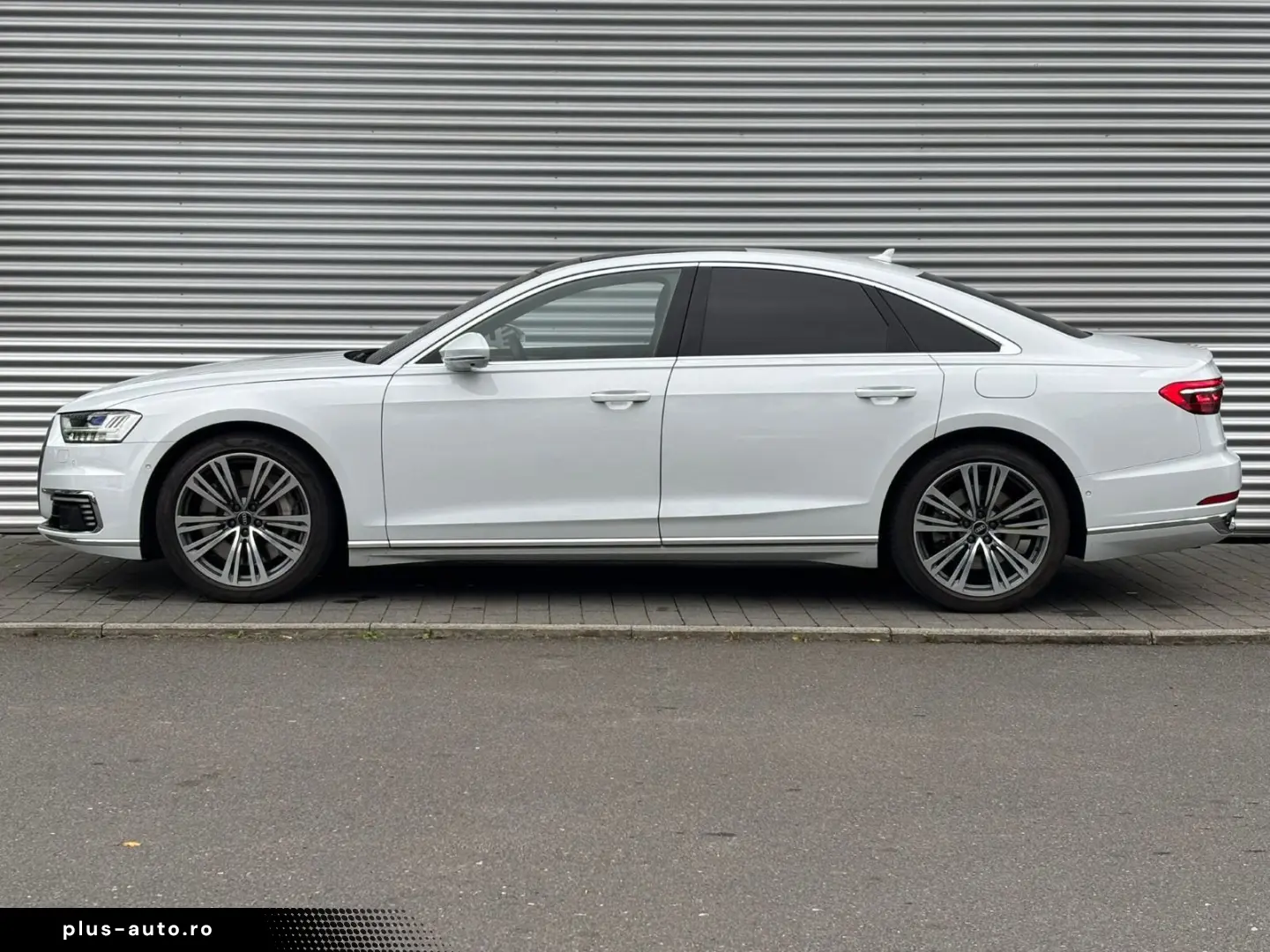 AUDI A8 60 TFSIe QUATTRO MATRIX DYNAMIKLENK HEAD UP