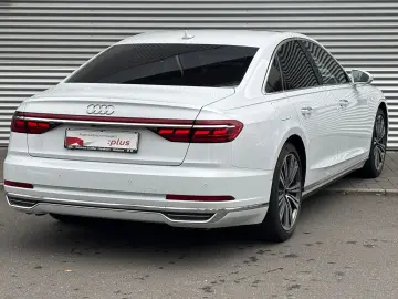 AUDI A8 60 TFSIe QUATTRO MATRIX DYNAMIKLENK HEAD UP
