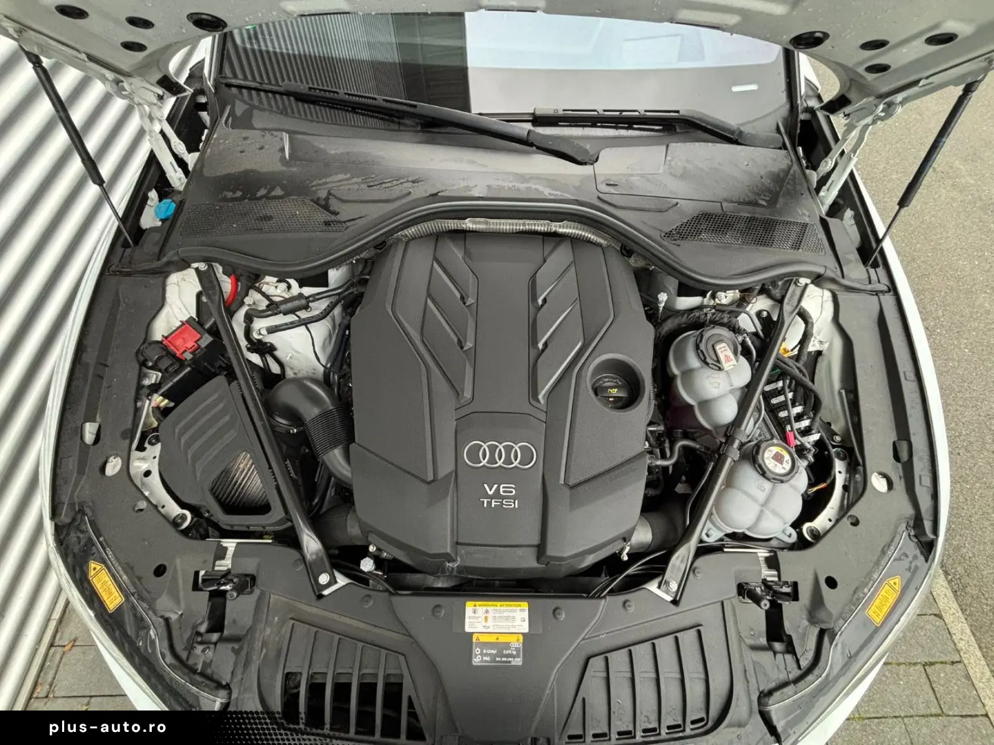 AUDI A8 60 TFSIe QUATTRO MATRIX DYNAMIKLENK HEAD UP