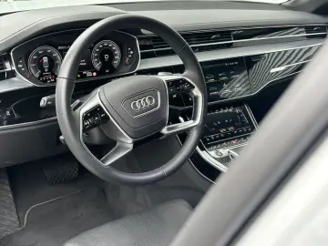AUDI A8 60 TFSIe QUATTRO MATRIX DYNAMIKLENK HEAD UP