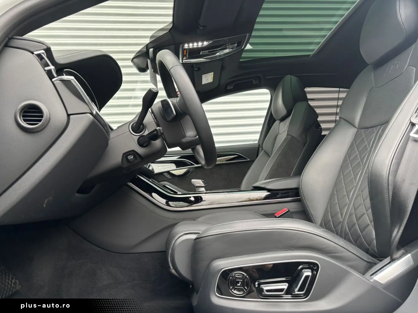 AUDI A8 60 TFSIe QUATTRO MATRIX DYNAMIKLENK HEAD UP