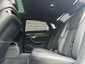 AUDI A8 60 TFSIe QUATTRO MATRIX DYNAMIKLENK HEAD UP