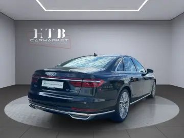 AUDI A8 60 TFSIe quat Pano ACC ViCo HuD Matrix B&O HA