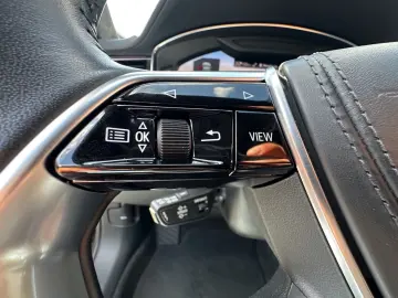 AUDI A8 60 TFSIe quat Pano ACC ViCo HuD Matrix B&O HA