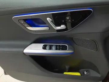 MERCEDES-BENZ GLC 220d 4M-AMG Advanced AHK TechnP Airm