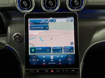 MERCEDES-BENZ GLC 220d 4M-AMG Advanced AHK TechnP Airm