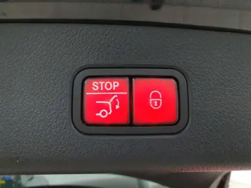 MERCEDES-BENZ GLC 220d 4M-AMG Advanced AHK TechnP Airm