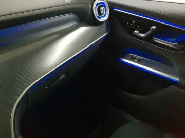 MERCEDES-BENZ GLC 220d 4M-AMG Advanced AHK TechnP Airm