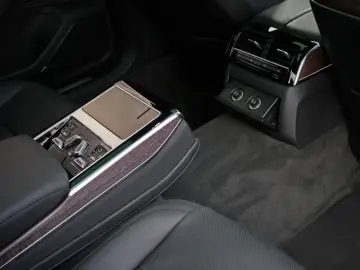 AUDI A8 L 55 TFSI qu. AIR B&O Massage HuD Virt. Pano