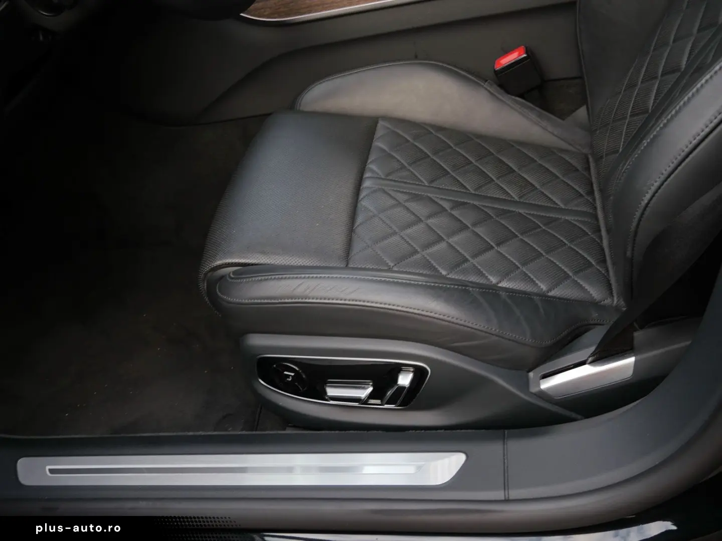 AUDI A8 L 55 TFSI qu. AIR B&O Massage HuD Virt. Pano