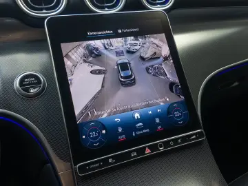 MERCEDES-BENZ GLC 220 d 4M AHK MEMO DIST  360  LED A&hellip;