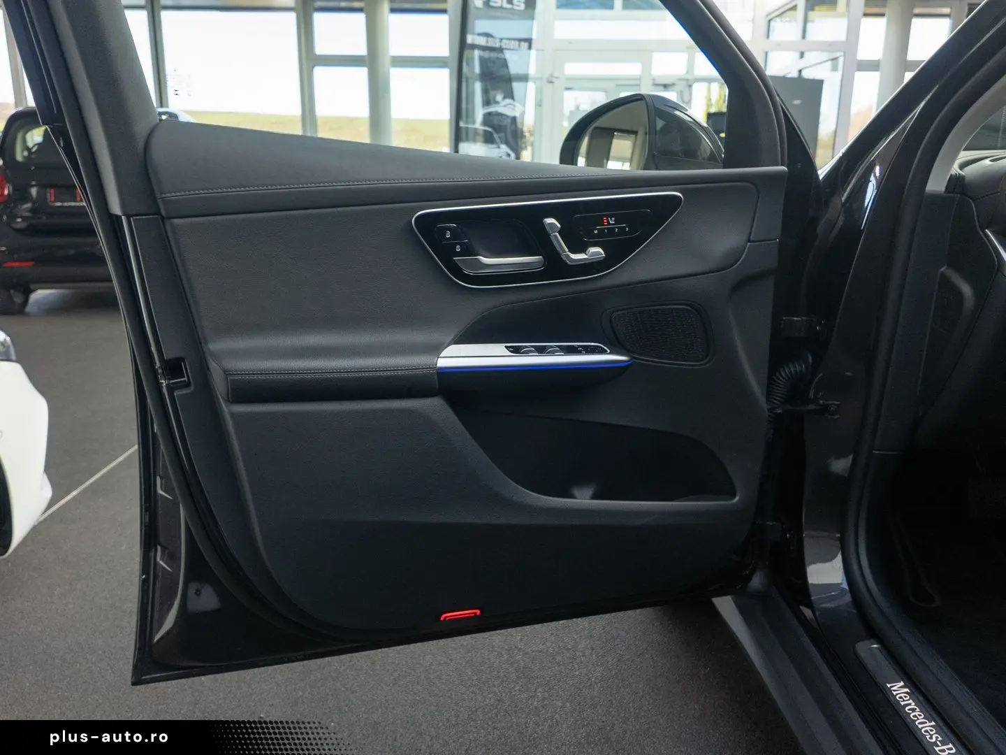 MERCEDES-BENZ GLC 220 d 4M AHK MEMO DIST  360  LED A&hellip;