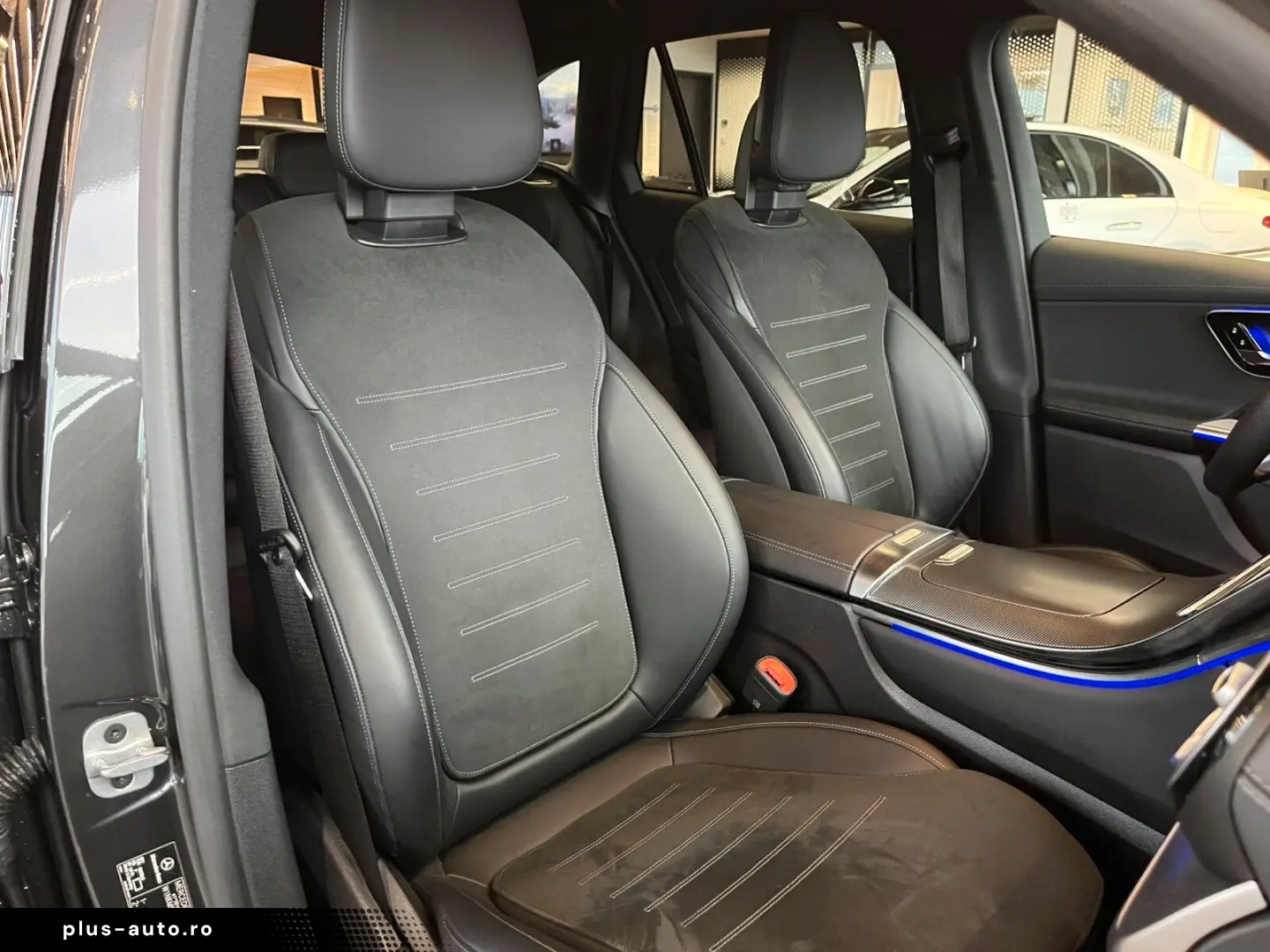 MERCEDES-BENZ GLC 200 4M AMG ADVANCED MEMORY DISTRONIC 360