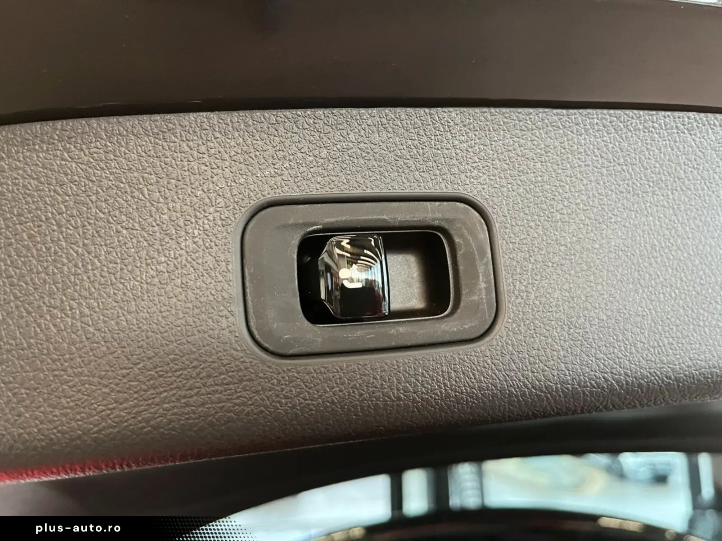 MERCEDES-BENZ GLC 200 4M AMG ADVANCED MEMORY DISTRONIC 360